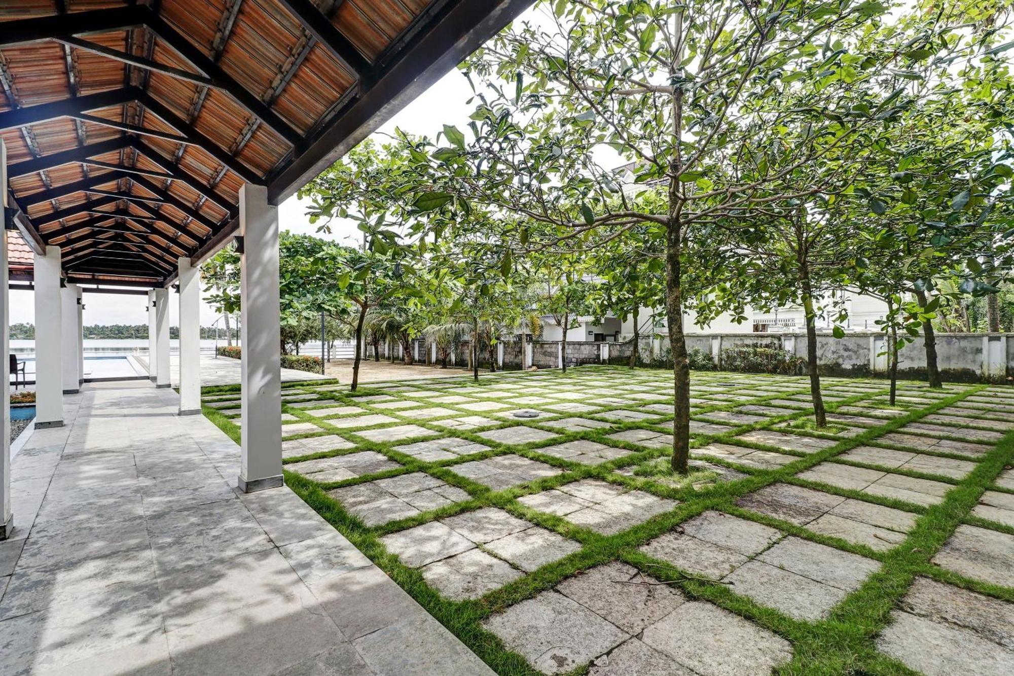 Townhouse Oak Edassery'S Sealine Villa Stay Kochi Zewnętrze zdjęcie